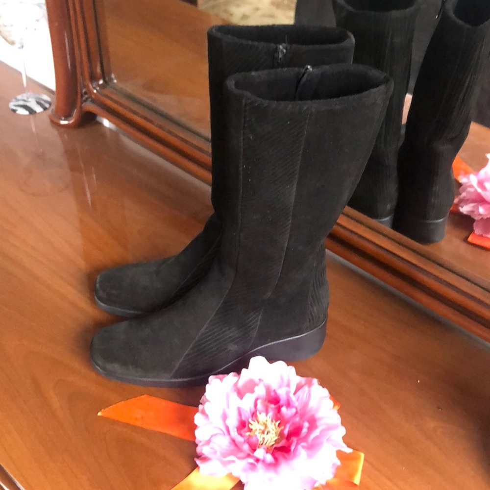 Aquatalia Weatherproof Black Boots - Picture 2 of 8